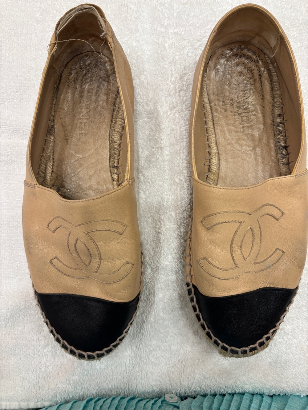 CHANEL Two-Tone Leather Espadrilles - Beige & Black